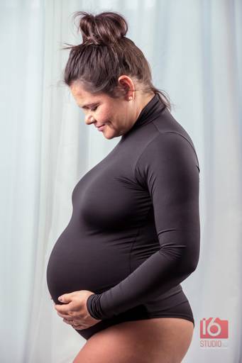 Ensaio gestante em estúdio em Piracicaba | Studio16 Fotografia