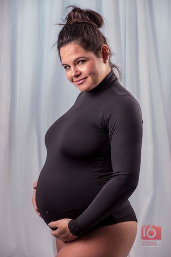 Ensaio gestante em estúdio em Piracicaba | Studio16 Fotografia