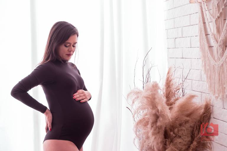 Ensaio gestante em estúdio em Piracicaba | Studio16 Fotografia
