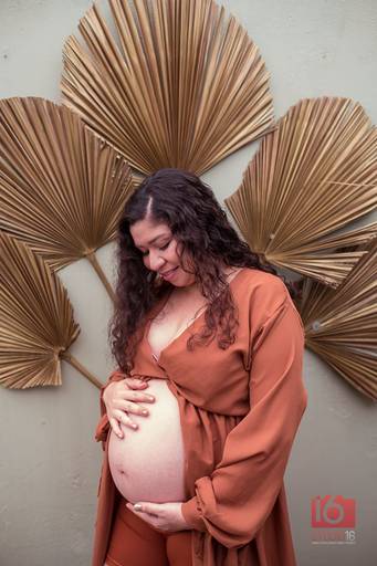 Ensaio gestante em estúdio em Piracicaba | Studio16 Fotografia