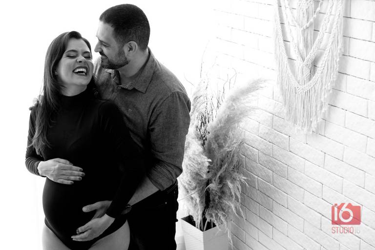 Ensaio gestante em estúdio em Piracicaba | Studio16 Fotografia