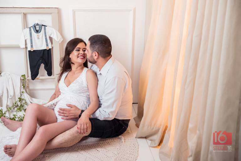 Ensaio gestante em estúdio em Piracicaba | Studio16 Fotografia