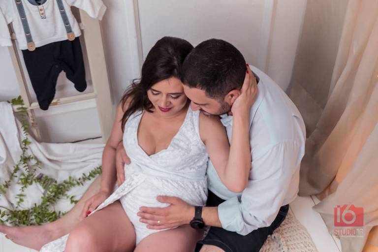 Ensaio gestante em estúdio em Piracicaba | Studio16 Fotografia