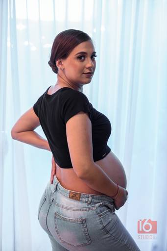 Ensaio gestante em estúdio em Piracicaba | Studio16 Fotografia