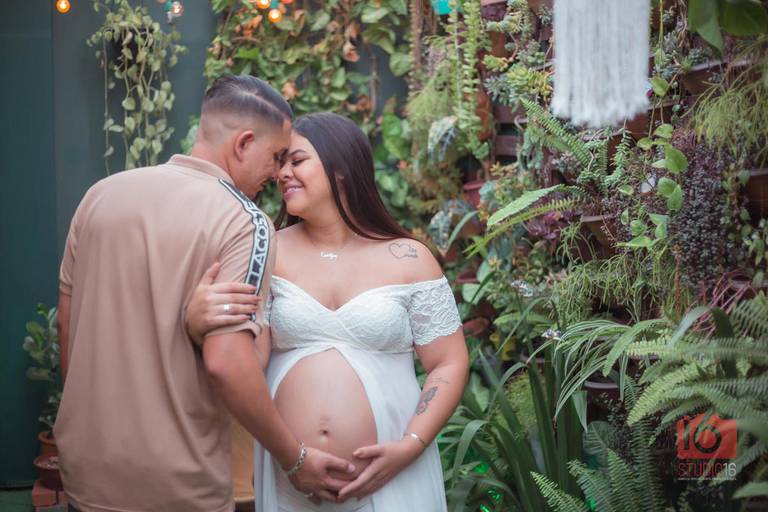 Ensaio gestante em estúdio em Piracicaba | Studio16 Fotografia