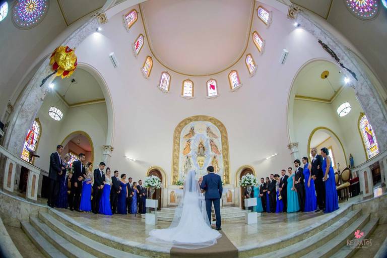 altar igreja nossa senhora belem dia de casamento  vestido sereia buque e terço foto fotografo de casamento itatiba retratos jundiai julio akio