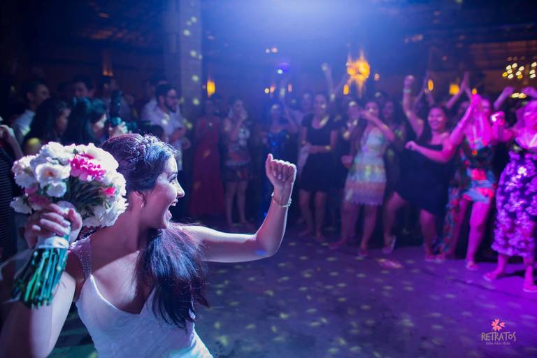 dança dos noivos serra dos cocais itatiba mesa do bolo linda serra dos cocais casamento rustico itatiba retratos foto video fotografo casamento julio 