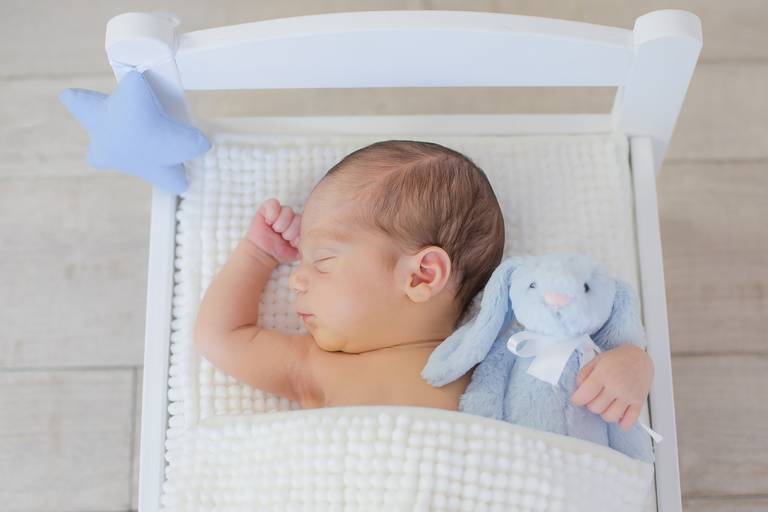 BabyDi, Fotografia de recém nascido, Newborn, cama