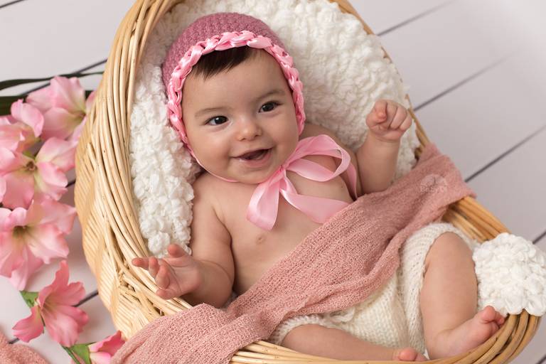 BabyDi, Fotografia de bebé, flores cor de rosa
