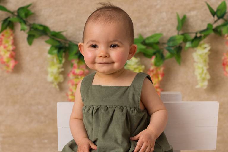 BabyDi, Smash the Cake animais da quinta, menina