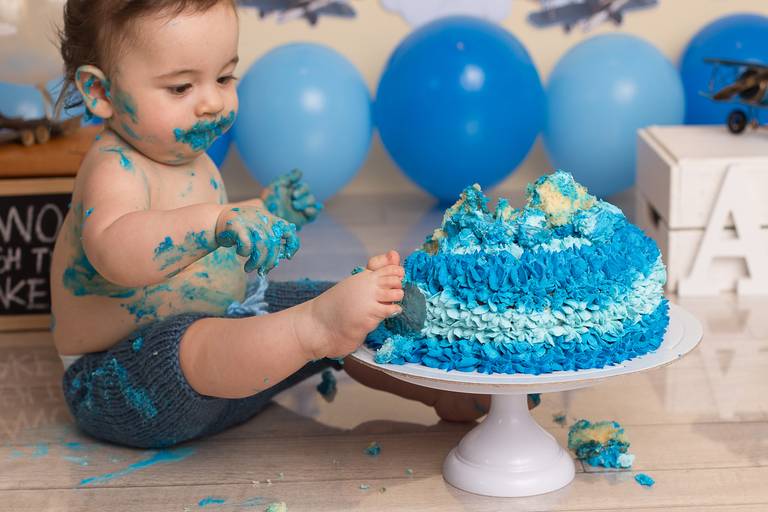 BabyDi, Smash the Cake aviador, aviões, viagem, tap, comandante, bolo, pé