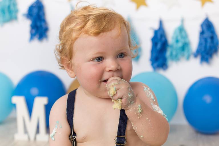 Babydi, Smash the Cake, azul e dourado