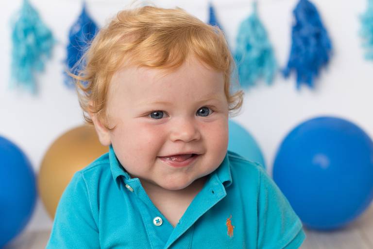 Babydi, Smash the Cake, azul e dourado