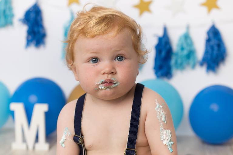 Babydi, Smash the Cake, azul e dourado