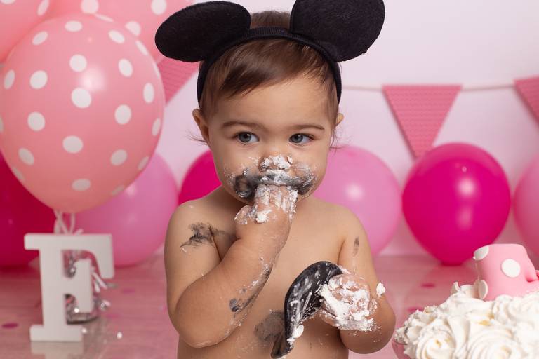 BabyDi, Smash the Cake, Minnie