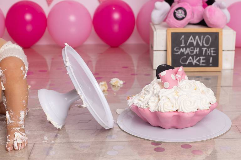 BabyDi, Smash the Cake, Minnie