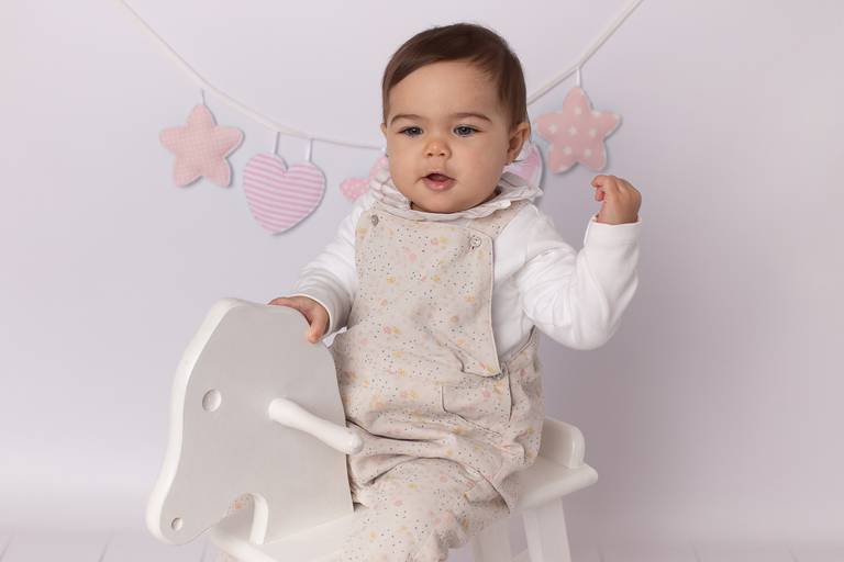 BabyDi, Smash the Cake, Minnie