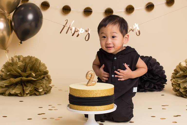 BabyDi, Smash the Cake preto e dourado