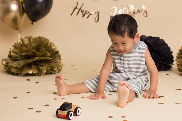 BabyDi, Smash the Cake preto e dourado