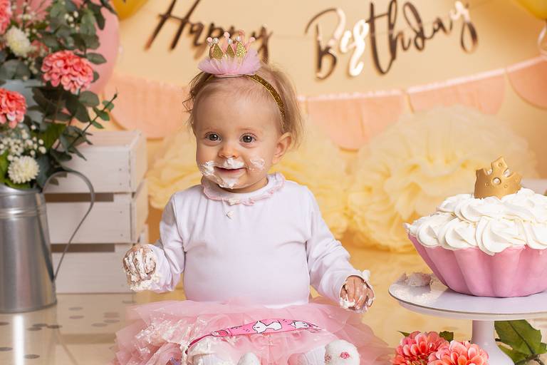 BabyDi, Smash the Cake princesa, bolo