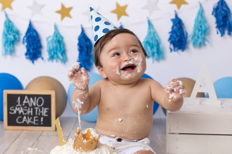 BabyDi, Smash the Cake principezinho, bolo