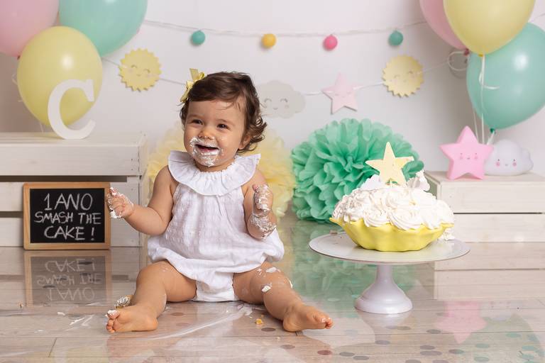 BabyDi, Smash the Cake verde agua, cor de rosa e amarelo, Estrelinhas e nuvens, bolo, oeiras, lisboa