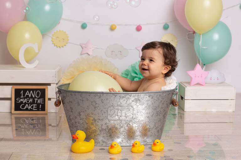 BabyDi, Smash the Cake verde agua, cor de rosa e amarelo, Estrelinhas e nuvens, banho