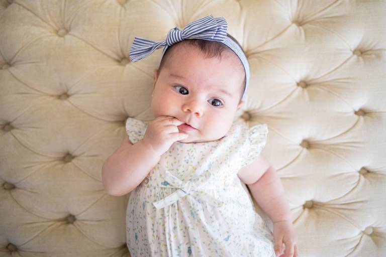Fotografia de bebê, Fotógrafo de bebê, Niterói, Rio de Janeiro, RJ, Acompanhamento bebê, Acompanhamento mensal, Acompanhamento trimestral, João Francisco Fotografia, Fotógrafo de família