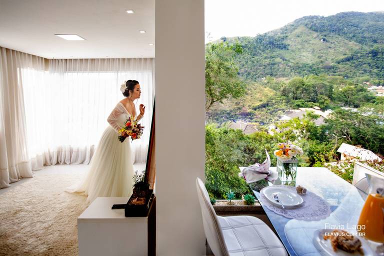Fotografia de Casamento no Rio de Janeiro RJ Flavia Lago Flavius Making of noiva vista floresta
