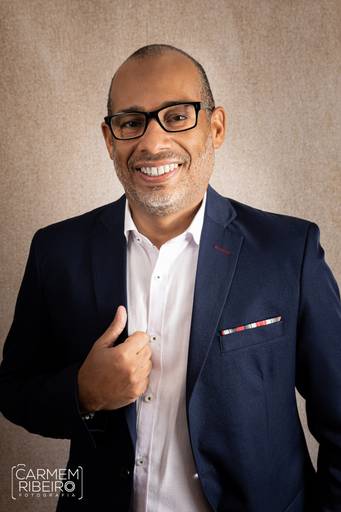 Ensaio Corporativo - Dr. Denilson - Perfil Profissional - Advogado