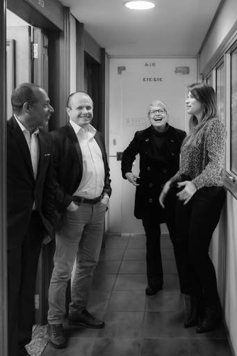 Ensaio Corporativo - OIKOS - Adogados