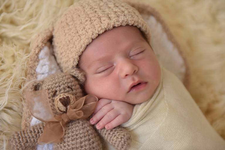 melhorfotografanewborn,estudiofotografia,amormaior, odeceixemaravilha,Algarve,fotografianewborn, sweetbabyfotografia,bebe,recemnascido,grávida, maternidade,fotografiafamilia,creme,asmaisbonitasfotografias,enroladinho,ursinho,fineart