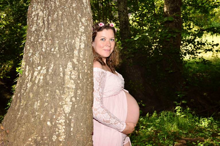 arvores, melhorfotografagravida,, melhorfotografadoalgarve, melhorfotografadeportugal,sessaogestante,fotografia,fotografianewborn,ensaiofotograficogravida, maternidade,sensual,beleza,nudez,amormaior,exterior