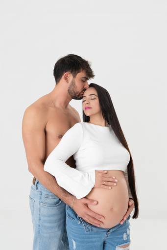 Memórias únicas da maternidade registadas no estúdio Susana Novais Fotografia ✨