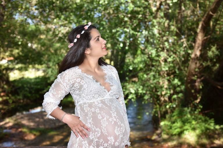 bookfotografico,bookgravida,bookgestante,fotos,fotografia,gravida,melhorfotografagravida,, melhorfotografadoalgarve, melhorfotografadeportugal,fotografiaexterior,campo,ribeira,arvores,maternidade,gravida,vestido,amormaoir,vestidorenda