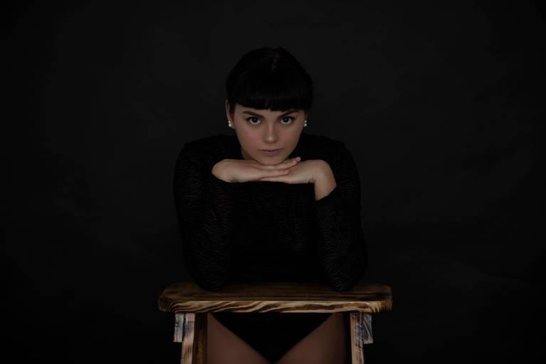 retratofeminino,sensual,mulher,beleza,fundopreto,fotografia,estudio,body,susananovais