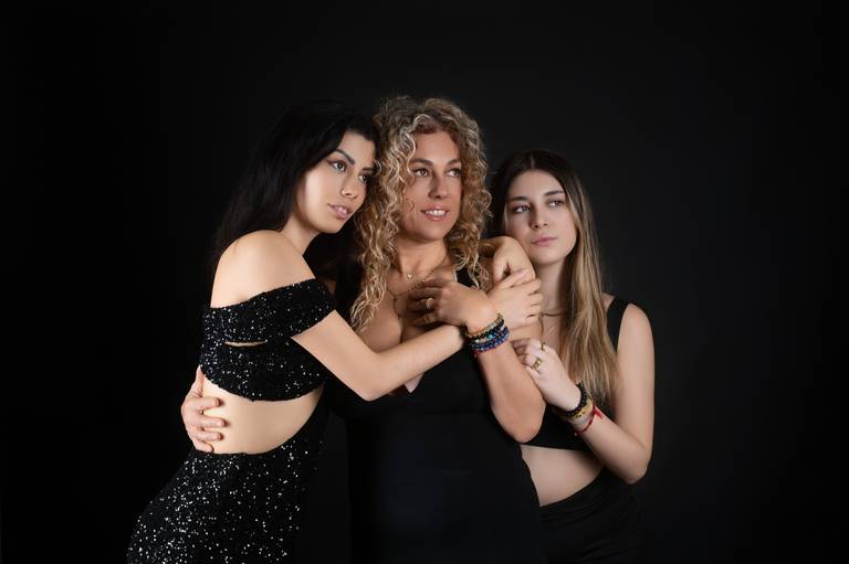 Sessão de branding pessoal com um olhar artístico, feminino e sofisticado ✨