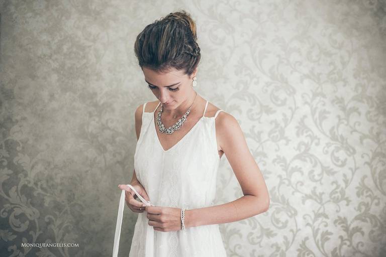 Monique Angelis - Making off da noiva Julia antes de se encontrar com seu noivo