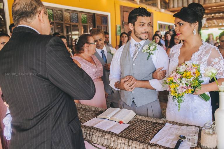 Monique Angelis - Olhar do noivo - Casamento em Campinas - SP