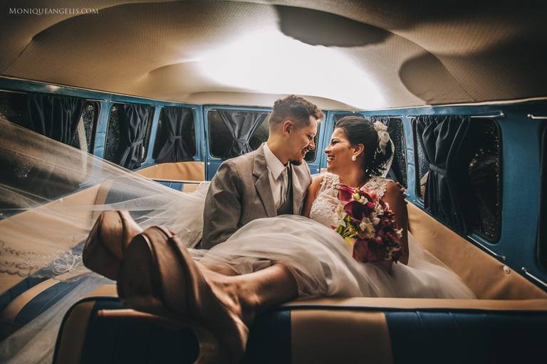 Monique Angelis - Foto feita no ensaio após casamento em Paulínia - SP