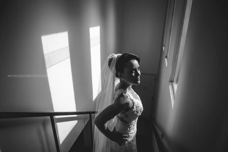 Monique Angelis - Noiva durante o Making off em Campinas - SP