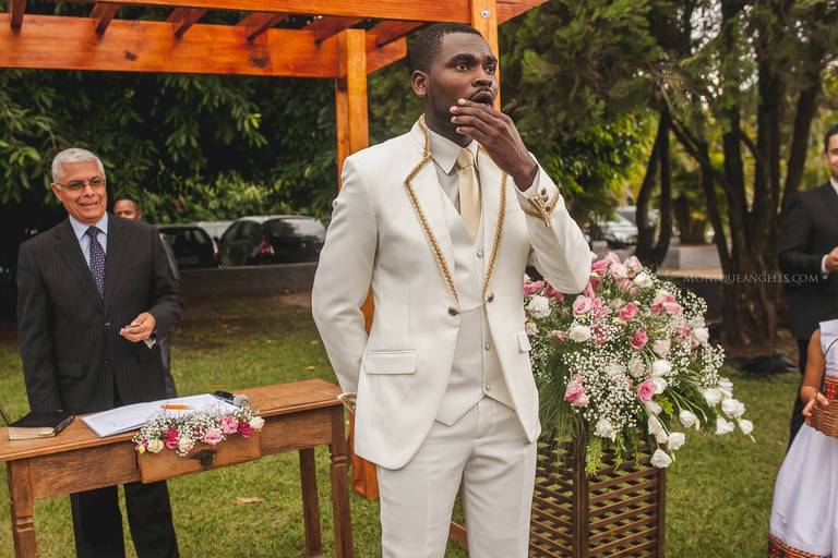 Monique Angelis - Reação do noivo na entrada da noiva em Paulínia - SP