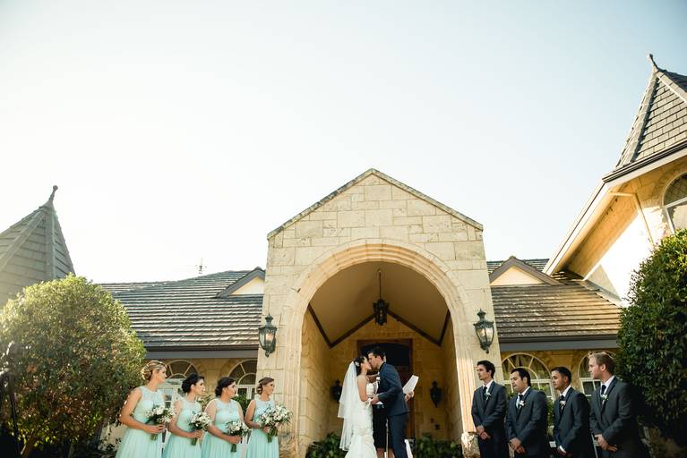 Rafael Porto fotografia de casamento casamentos amor love festa noiva noivo igreja padre pastor aliança casando na praia noivado #noivado recepção buquê grinalda vestido de noiva pajem dama de honra #wedding #bride #love #weddingdress #noivos #weddingday 