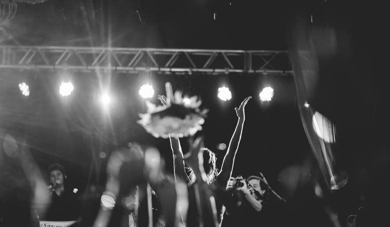 Rafael Porto fotografia de casamento casamentos amor love festa noiva noivo igreja padre pastor aliança casando na praia noivado #noivado recepção buquê grinalda vestido de noiva pajem dama de honra #wedding #bride #love #weddingdress #noivos #weddingday 