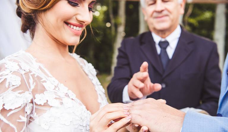 Rafael Porto fotografia de casamento casamentos amor love festa noiva noivo igreja padre pastor aliança casando na praia noivado #noivado recepção buquê grinalda vestido de noiva pajem dama de honra #wedding #bride #love #weddingdress #noivos #weddingday 