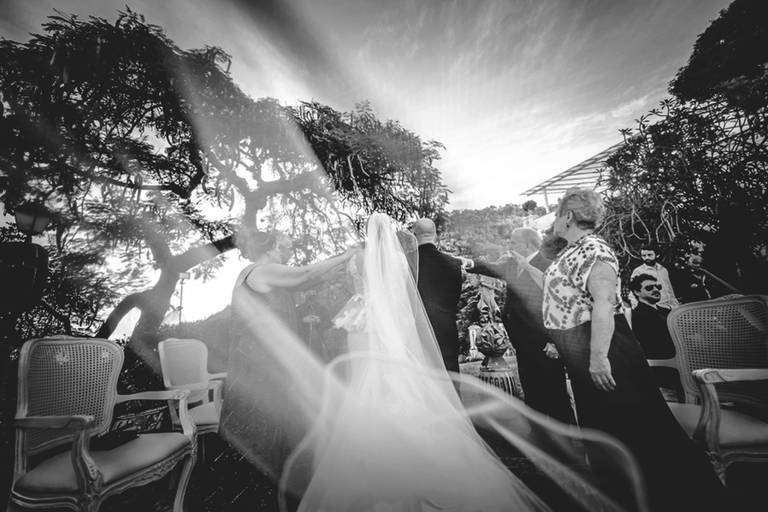 Rafael Porto fotografia de casamento casamentos amor love festa noiva noivo igreja padre pastor aliança casando na praia noivado #noivado recepção buquê grinalda vestido de noiva pajem dama de honra #wedding #bride #love #weddingdress #noivos #weddingday 