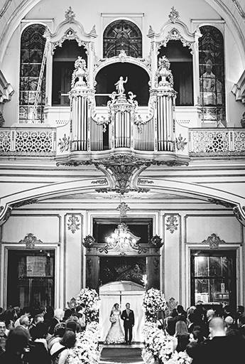 Rafael Porto fotografia de casamento casamentos amor love festa noiva noivo igreja padre pastor aliança casando na praia noivado #noivado recepção buquê grinalda vestido de noiva pajem dama de honra #wedding #bride #love #weddingdress #noivos #weddingday 