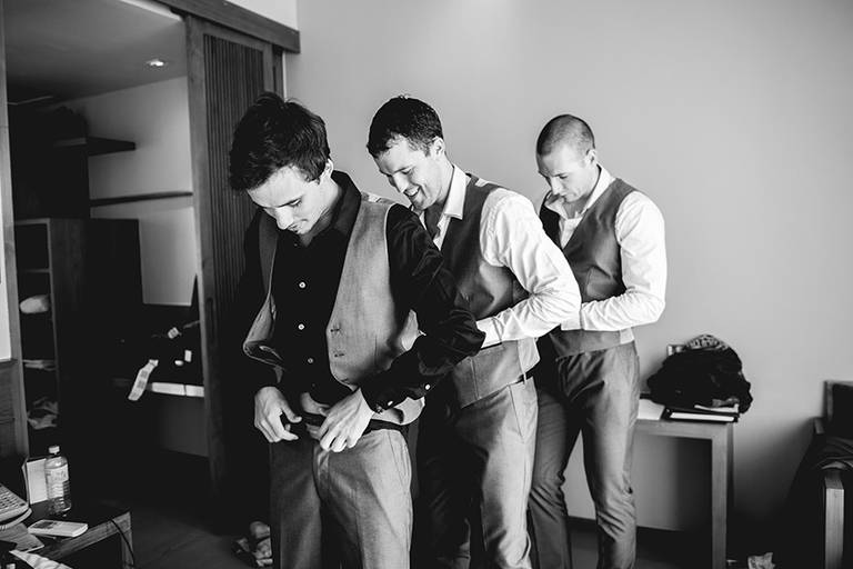 Rafael Porto fotografia de casamento casamentos amor love festa noiva noivo igreja padre pastor aliança casando na praia noivado #noivado recepção buquê grinalda vestido de noiva pajem dama de honra #wedding #bride #love #weddingdress #noivos #weddingday 