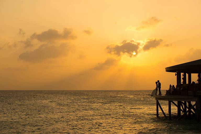 Rafael Porto fotografia de casamento casamentos amor love festa noiva noivo igreja padre pastor aliança casando na praia noivado #noivado recepção buquê grinalda vestido de noiva pajem dama de honra #wedding #bride #themaldives #noivos #maldivas