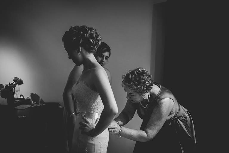 Rafael Porto fotografia de casamento casamentos amor love festa noiva noivo igreja padre pastor aliança casando na praia noivado #noivado recepção buquê grinalda vestido de noiva pajem dama de honra #wedding #bride #love #weddingdress #noivos #weddingday 